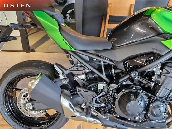KAWASAKI-Z900 KAWASAKI-Z900-2026