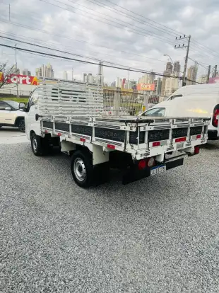 KIA-BONGO-2018