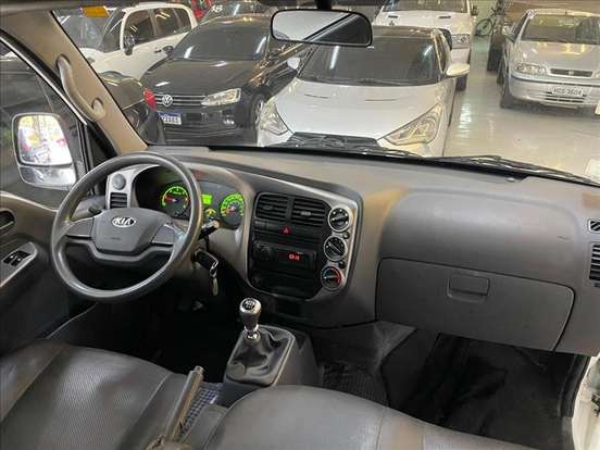 KIA-BONGO-2021