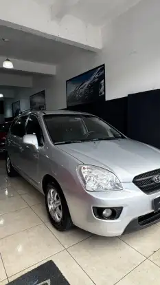 KIA-CARENS-2.0 EX 16V GASOLINA 4P AUTOMÁTICO KIA-CARENS-2010