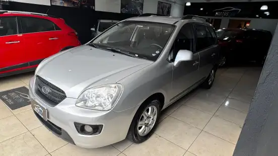 KIA-CARENS-2010