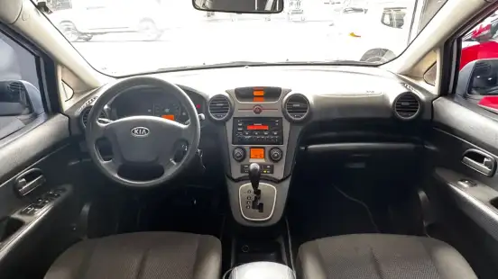 KIA-CARENS-2010