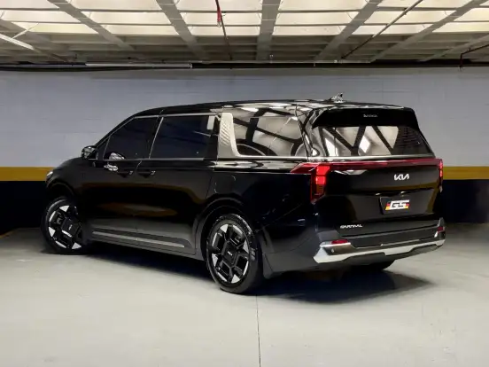 KIA-CARNIVAL-2024