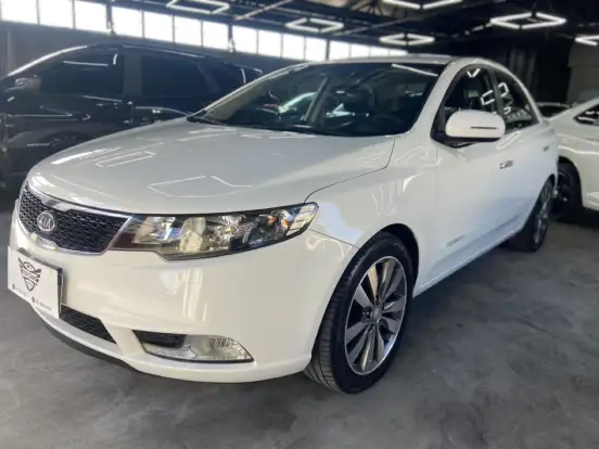 KIA-CERATO-1.6 SX3 16V GASOLINA 4P AUTOMÁTICO KIA-CERATO-2012