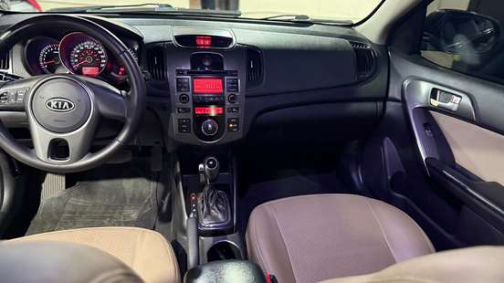 KIA-CERATO-2011