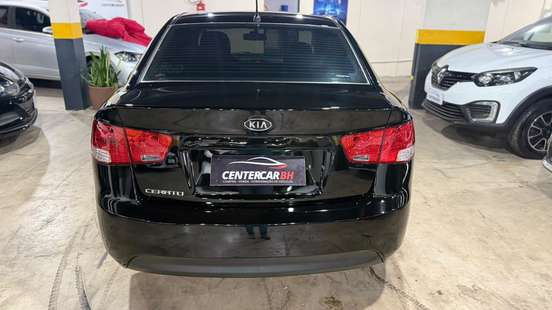 KIA-CERATO-2011