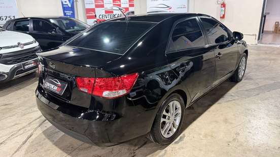 KIA-CERATO-2011