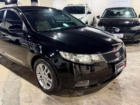 KIA-CERATO-1.6 EX3 SEDAN 16V GASOLINA 4P AUTOMÁTICO KIA-CERATO-2011