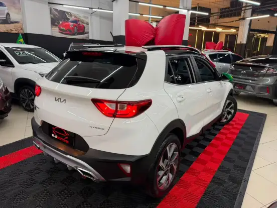 KIA-STONIC-2021