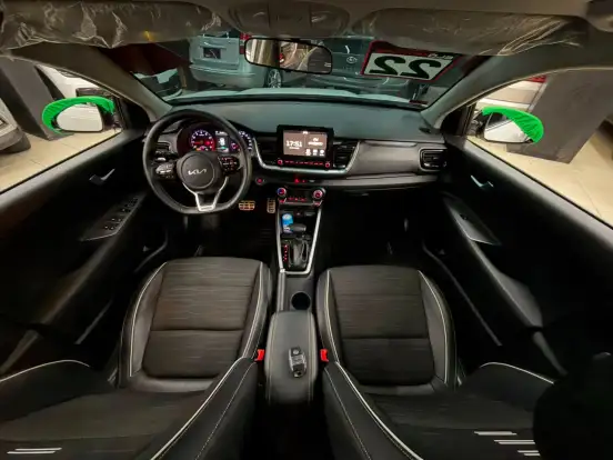 KIA-STONIC-2021