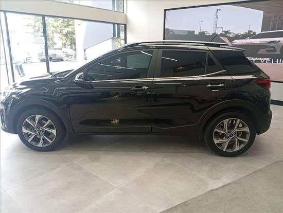KIA-STONIC-2024