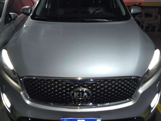 KIA-SORENTO-3.3 V6 GASOLINA EX 7L AUTOMATICO KIA-SORENTO-2015