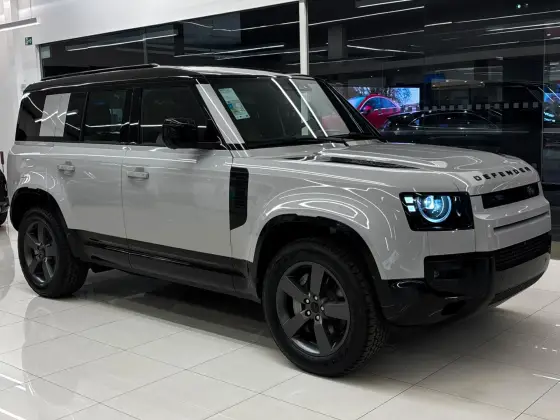 Land Rover Defender 3.0 D350 Turbo Diesel Mhev 110 X-Dynamic HSE AWD Automático