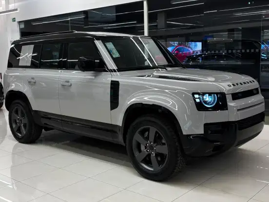 LAND ROVER-DEFENDER-2026