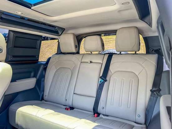 LAND ROVER-DEFENDER-2026
