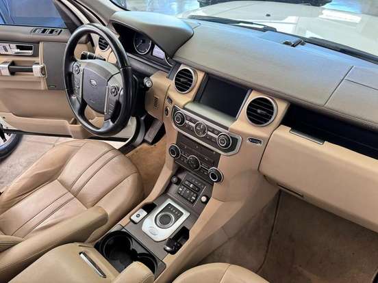 LAND ROVER-DISCOVERY 4-2015
