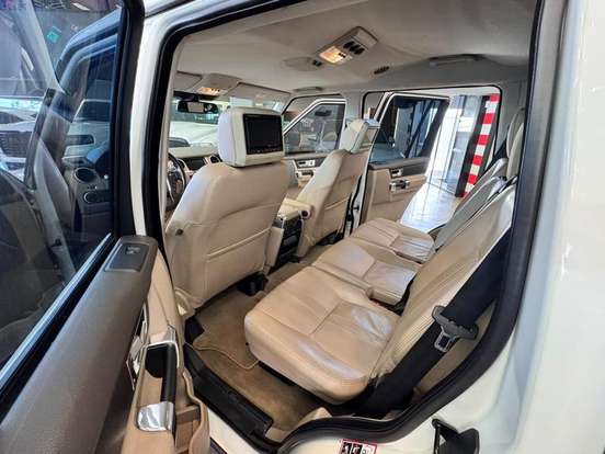 LAND ROVER-DISCOVERY 4-3.0 SE 4X4 V6 24V BI-TURBO DIESEL 4P AUTOMÁTICO LAND ROVER-DISCOVERY 4-2015