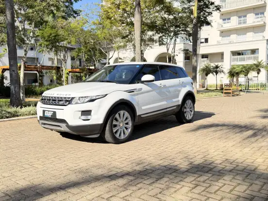 LAND ROVER-RANGE ROVER EVOQUE-2.0 PRESTIGE TECH 4WD 16V GASOLINA 4P AUTOMÁTICO LAND ROVER-RANGE ROVER EVOQUE-2013