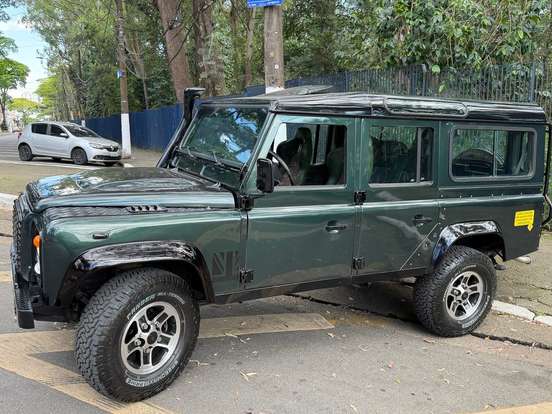 LAND ROVER-DEFENDER-2009