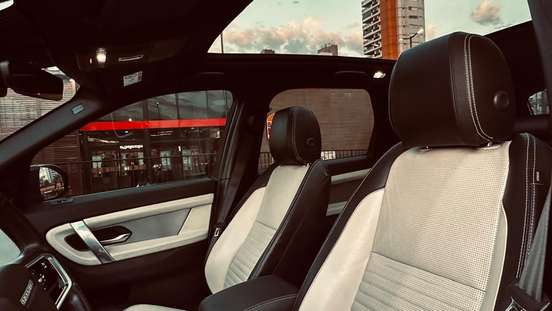LAND ROVER-DISCOVERY SPORT-2021