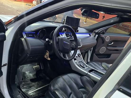 LAND ROVER-RANGE ROVER EVOQUE-2.0 DYNAMIC TECH 4WD 16V GASOLINA 4P AUTOMÁTICO LAND ROVER-RANGE ROVER EVOQUE-2013
