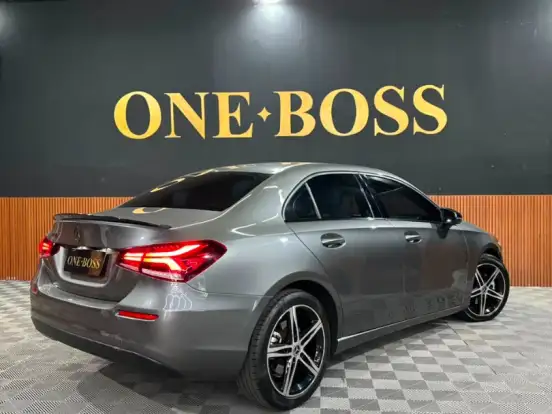 MERCEDES-BENZ-A 200-1.3 CGI GASOLINA STYLE SEDAN 7G-DCT MERCEDES-BENZ-A 200-2019