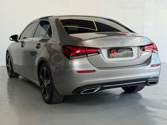 MERCEDES-BENZ-A 200-2019