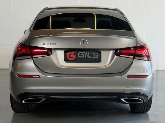 MERCEDES-BENZ-A 200-2019