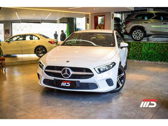MERCEDES-BENZ-A 200-2020