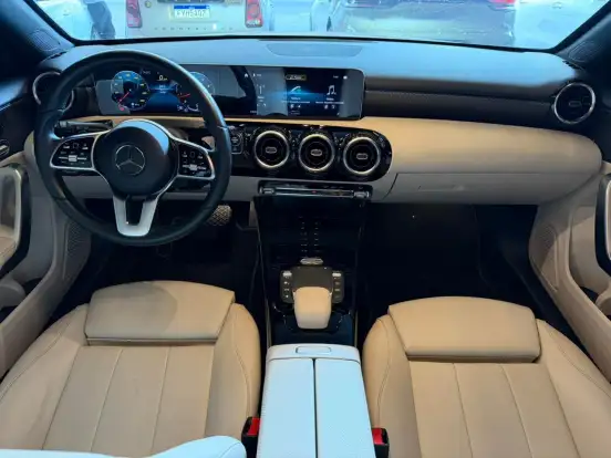 MERCEDES-BENZ-A 250-2.0 CGI GASOLINA VISION 7G-DCT MERCEDES-BENZ-A 250-2020