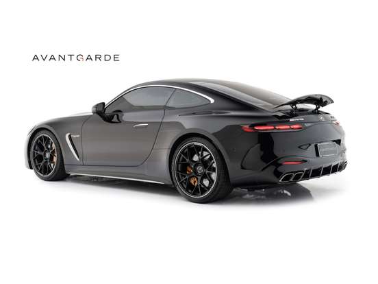 MERCEDES-BENZ-AMG GT 63-2025