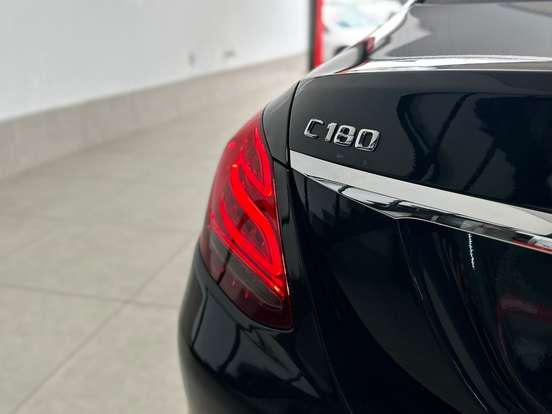 MERCEDES-BENZ-C 180-1.6 CGI AVANTGARDE 16V TURBO GASOLINA 4P AUTOMÁTICO MERCEDES-BENZ-C 180-2015