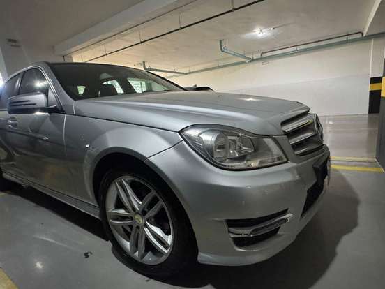 MERCEDES-BENZ-C 180-1.6 CGI SPORT 16V TURBO GASOLINA 4P AUTOMÁTICO MERCEDES-BENZ-C 180-2013