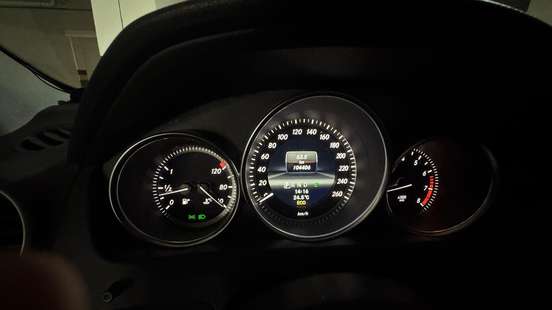 MERCEDES-BENZ-C 180-2013