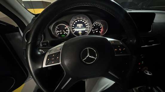 MERCEDES-BENZ-C 180-2013