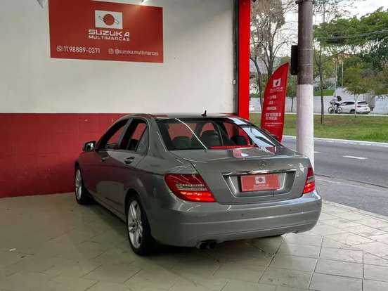MERCEDES-BENZ-C 180-1.8 CGI CLASSIC 16V GASOLINA 4P AUTOMÁTICO MERCEDES-BENZ-C 180-2012