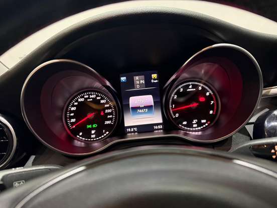 MERCEDES-BENZ-C 200-2.0 CGI AVANTGARDE 16V GASOLINA 4P AUTOMÁTICO MERCEDES-BENZ-C 200-2015