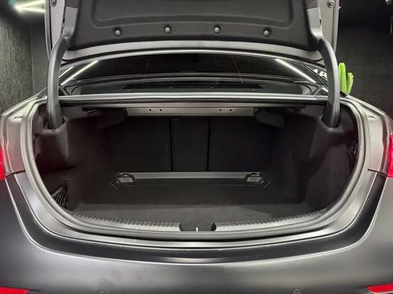 MERCEDES-BENZ-C 300-2023