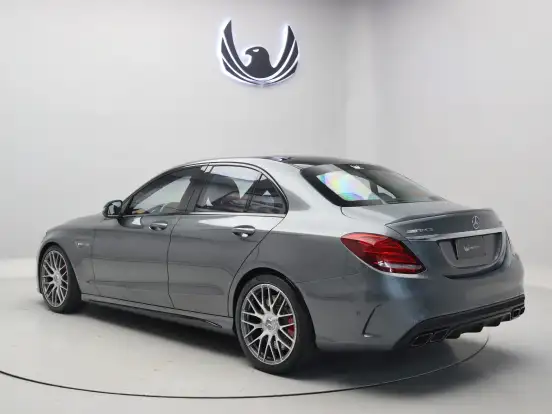 MERCEDES-BENZ-C 63 AMG-4.0 V8 TURBO GASOLINA SEDAN 4P AUTOMÁTICO MERCEDES-BENZ-C 63 AMG-2017