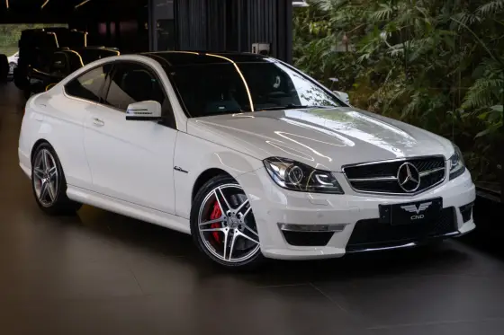Mercedes-Benz C 63 AMG 6.3 Coupé V8 Gasolina 2P Automatico