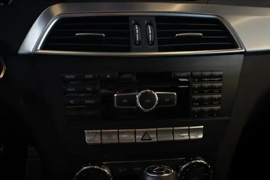 MERCEDES-BENZ-C 63 AMG-2012