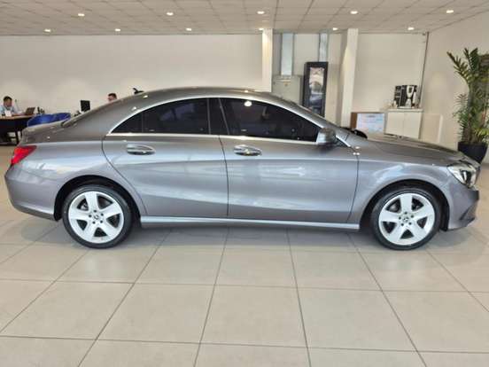 MERCEDES-BENZ-CLA 180-2018