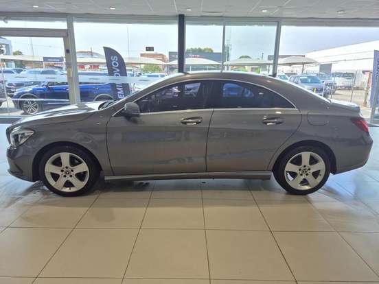 MERCEDES-BENZ-CLA 180-1.6 CGI GASOLINA 7G-DCT MERCEDES-BENZ-CLA 180-2018