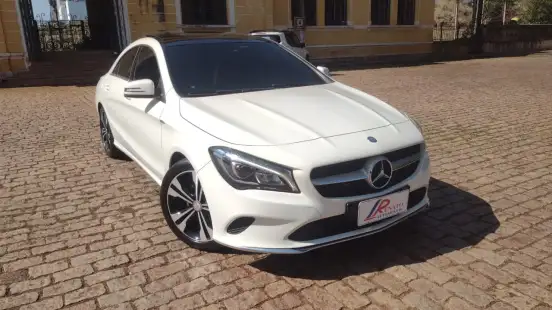 MERCEDES-BENZ-CLA 200-2017