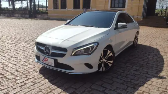 MERCEDES-BENZ-CLA 200-2017