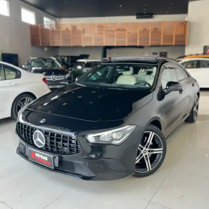 Mercedes-Benz CLA 250 2.0 CGI Gasolina 7G-DCT