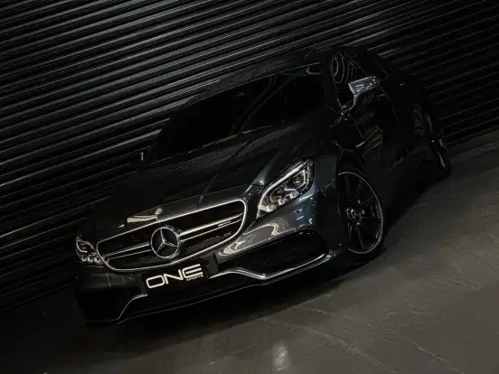 MERCEDES-BENZ-CLS 63 AMG-5.5 V8 TURBO GASOLINA 4P AUTOMÁTICO MERCEDES-BENZ-CLS 63 AMG-2014