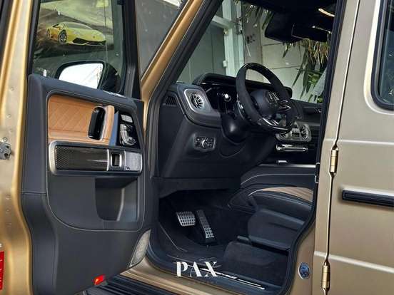 MERCEDES-BENZ-G 63 AMG-2026
