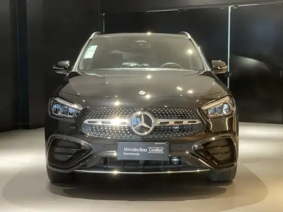 MERCEDES-BENZ-GLA 200-2025