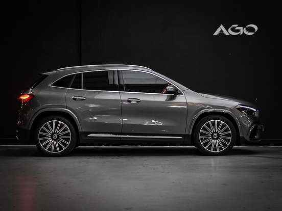 MERCEDES-BENZ-GLA 200-2026